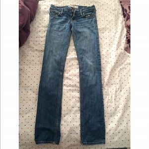 Hollister low rise