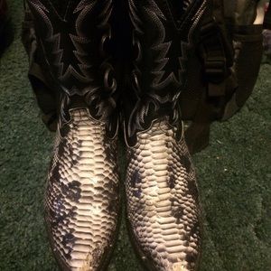 Men's cowboy boots