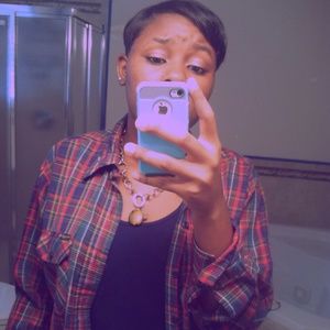 Meet your Posher, Makayla
