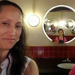 Meet your Posher, Rivera