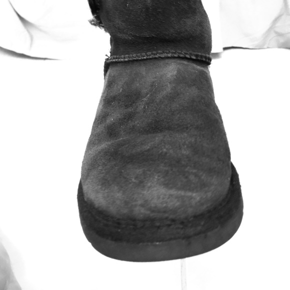 my UGG - Picture 1 of 4