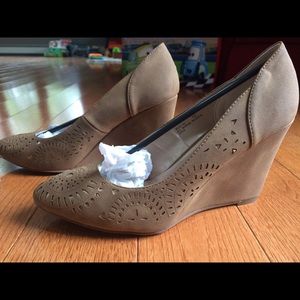 Beautiful suede wedges