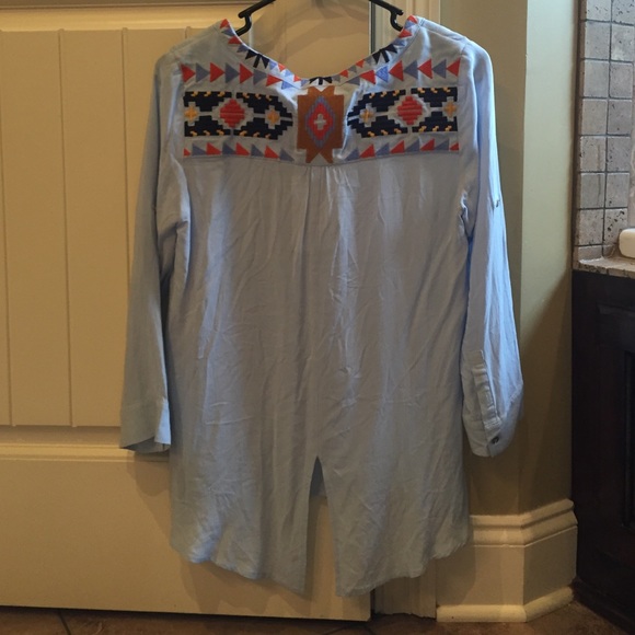 Tribal print top - Picture 2 of 2