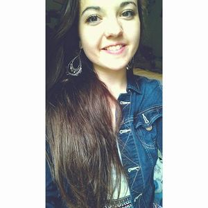 Meet your Posher, Cortney