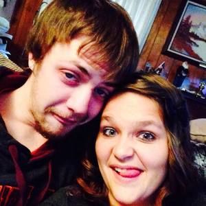 Meet your Posher, Holley