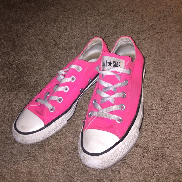 Hot pink converse