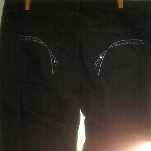 Jeans - Picture 2 of 2
