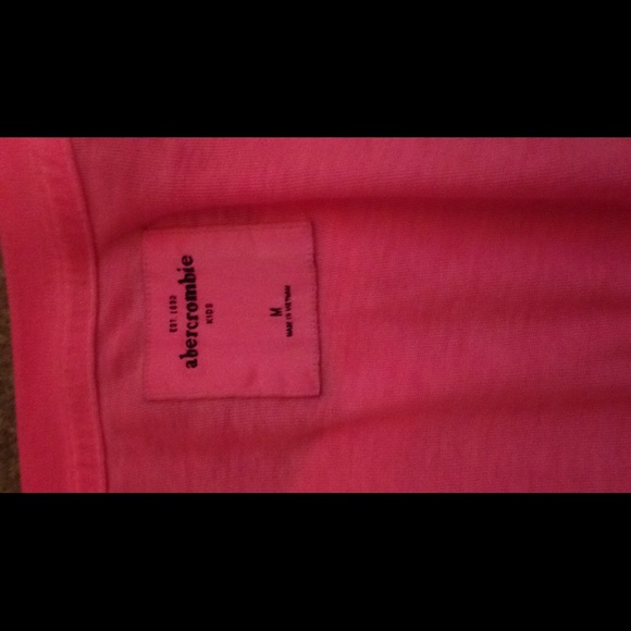 Pink crop top. Brand new tag gone but never worn. - Picture 2 of 2