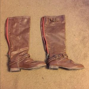 Fall boots