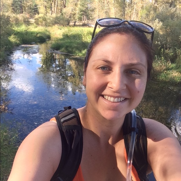 Meet your Posher, Amanda - Picture 1 of 1