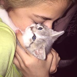 Meet your Posher, Macy