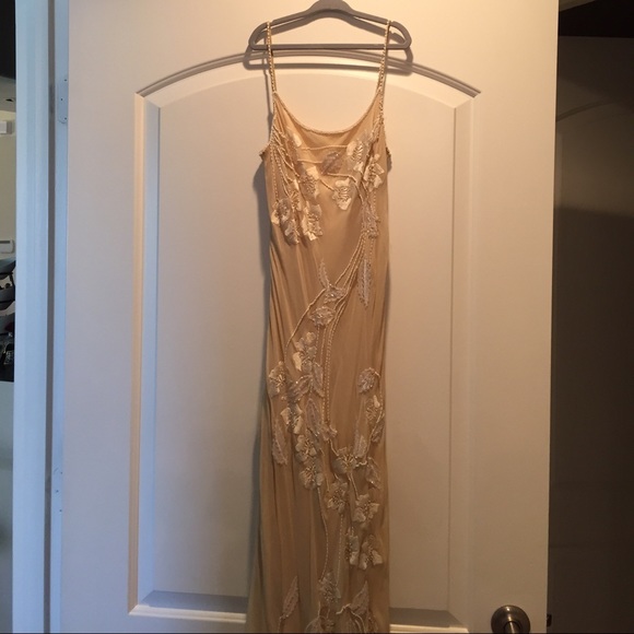 Long pearl embedded dress-