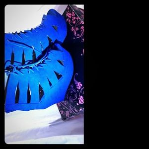 Super sexy Blue wedge heels