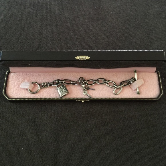 Juicy Couture silver lock & key bracelet