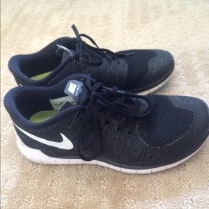 Women's Black Nike Free Runs