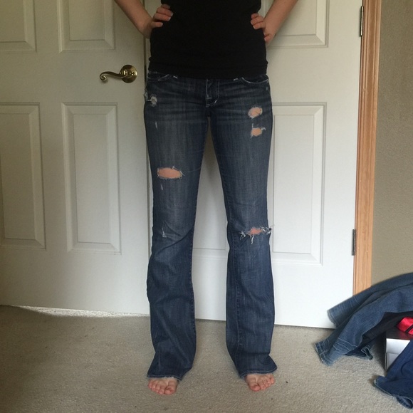 💢SOLD💢 Rock and republic distressed jeans - Picture 2 of 4