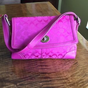 Coach small pink purse