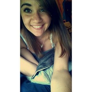 Meet your Posher, Alyssa