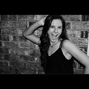 Meet your Posher, Mallory