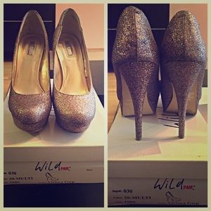 ‼️FINAL SALE‼️ Wild Pair Multi Color Heels