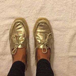 Metallic Sperry Topsiders size 8.5M