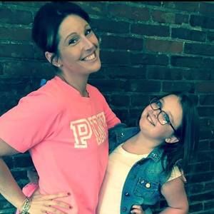 Meet your Posher, Stephanie