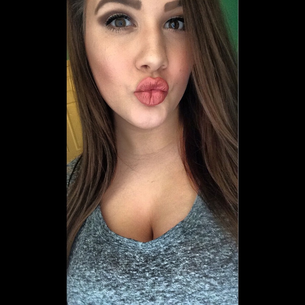 Meet your Posher, Kendall