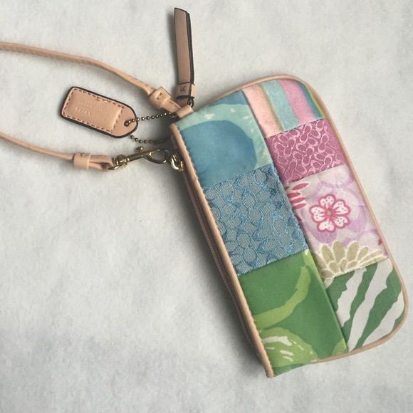 Floral Coach Wristlet - Picture 3 of 4