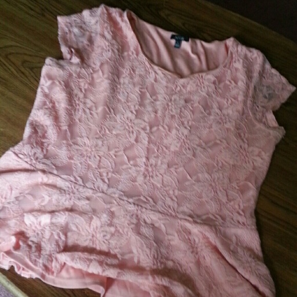 Light pink lace shirt