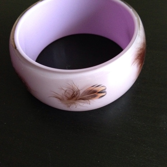 Feather Bracelet - Picture 1 of 2