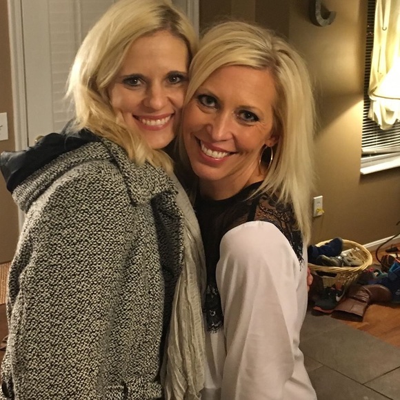 Meet your Posher, Dena - Picture 4 of 4