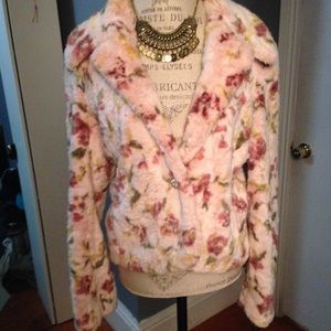 🎉NEW🎉 Stunning Brandon Thomas Jacket💝