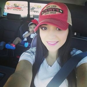 Meet your Posher, Lorena