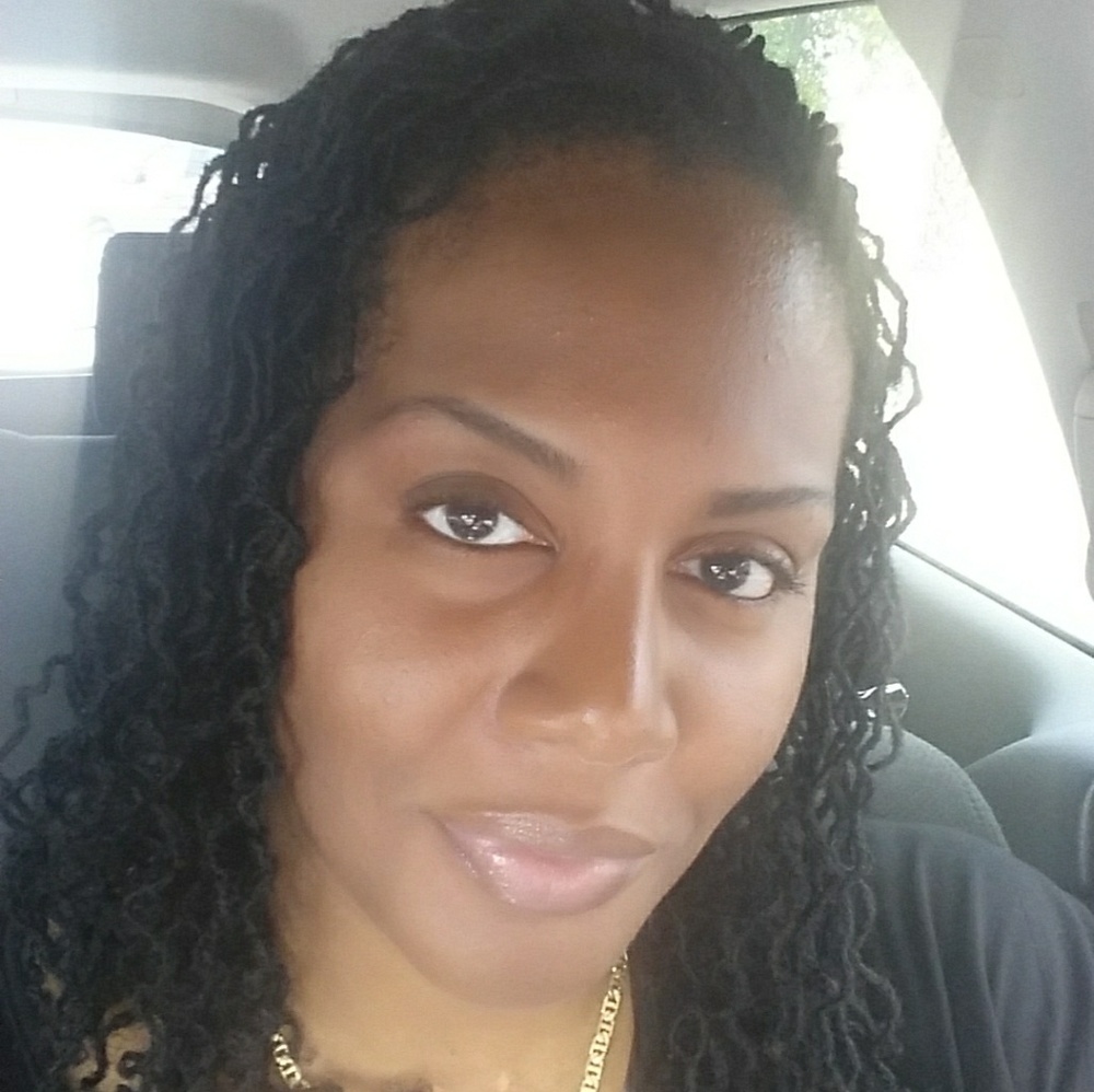 Meet your Posher, Maya