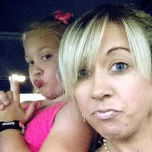 Meet your Posher, Jillian