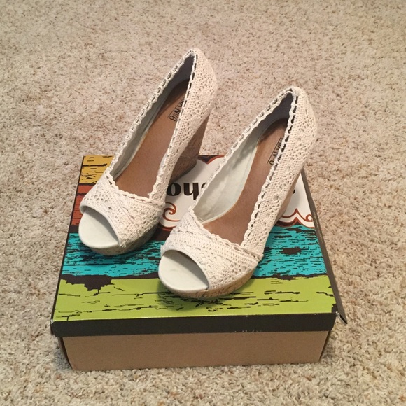 *Brand New* MIX No 6 Cork Wedge Platforms Sz 8