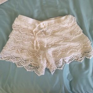 Ruffle shorts