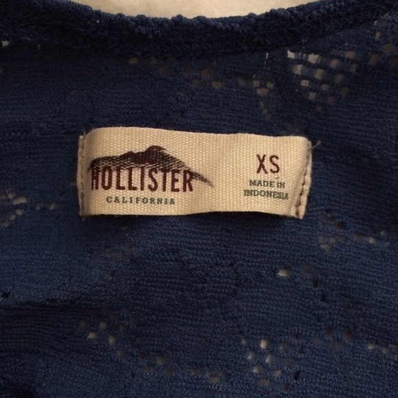 Hollister lace cropped tank