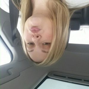 Meet your Posher, Justine