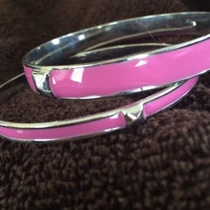 Pink bangles 💕