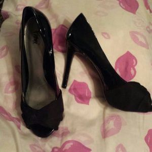 Black heels