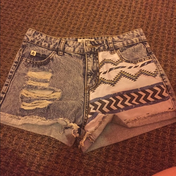 Cute high waisted shorts