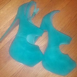 Charlette Russe heels