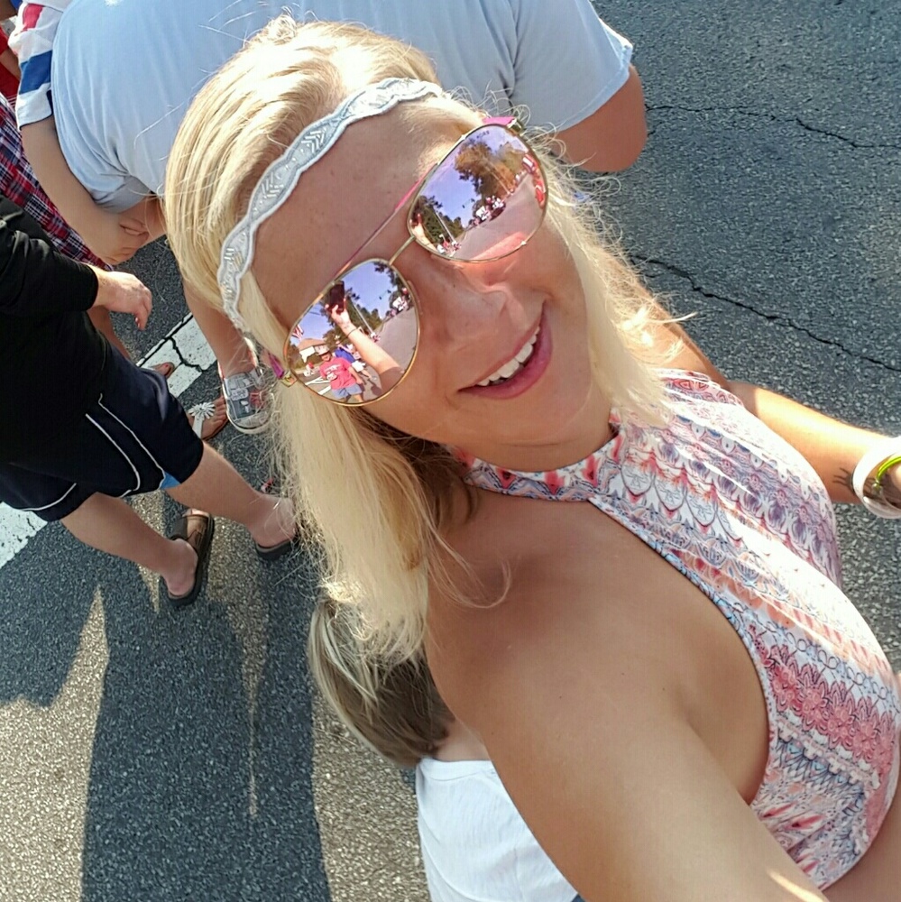 Meet your Posher, Sara