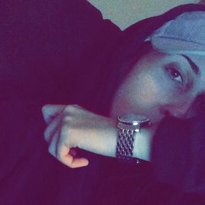 Meet your Posher, Taylor