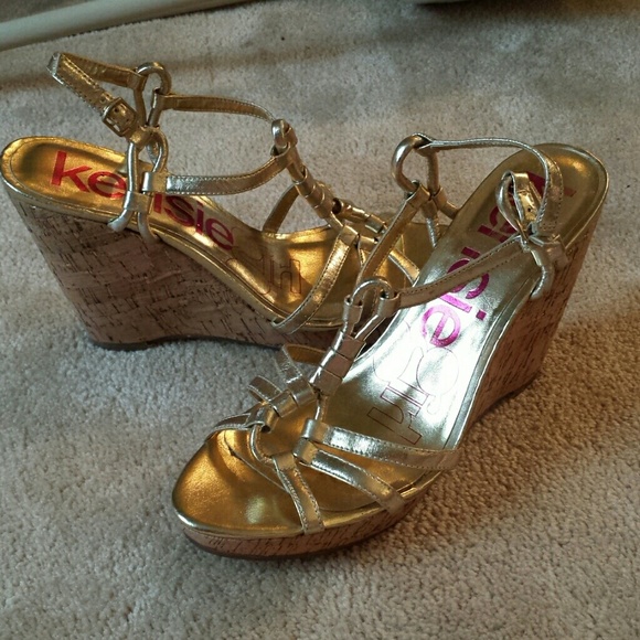 Metallic Wedge sandals
