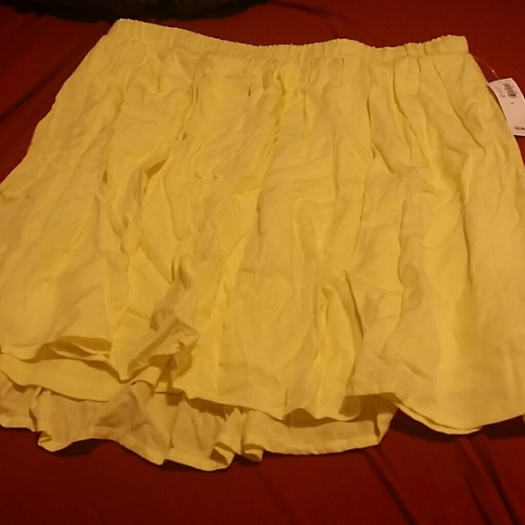 Yellow skirt