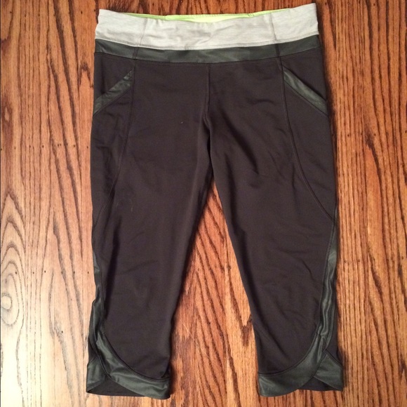 Lululemon crops