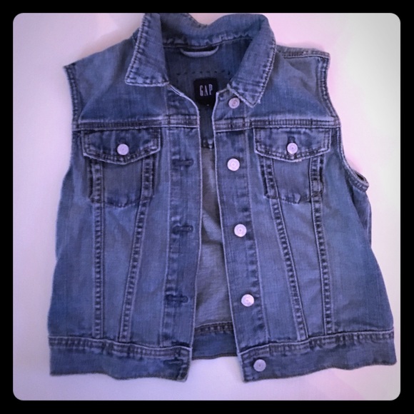Gap light denim cropped vest-never worn!