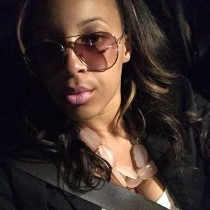 Meet your Posher, Tabitha